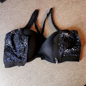 VS Knockout Sports Bra